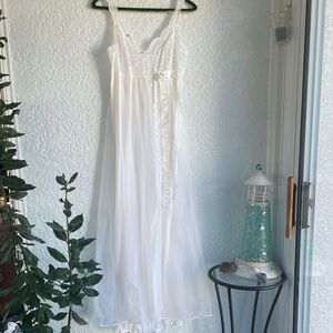 Vintage Shadowline White Lace Nightgown - S